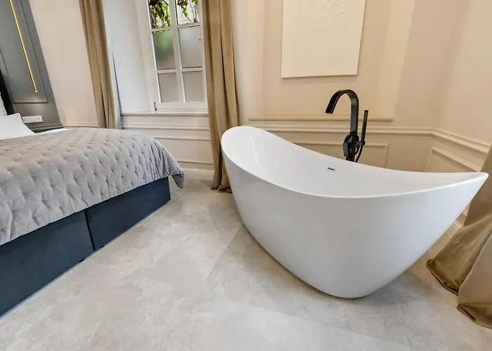 Boutique I Luxus I Center I Boxspring Apartment Augsburg