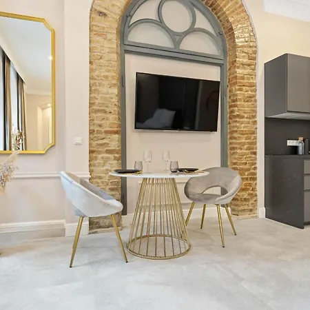 Boutique I Luxus I Center I Boxspring Lejlighed